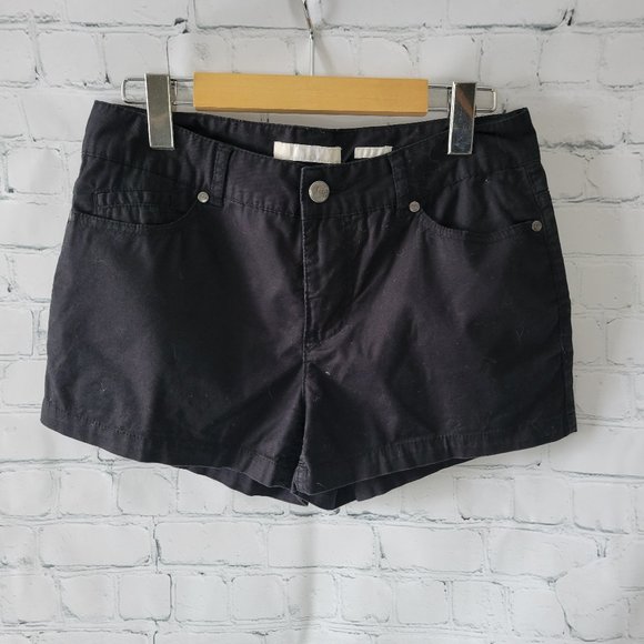 Black mini shorts - Picture 1 of 4